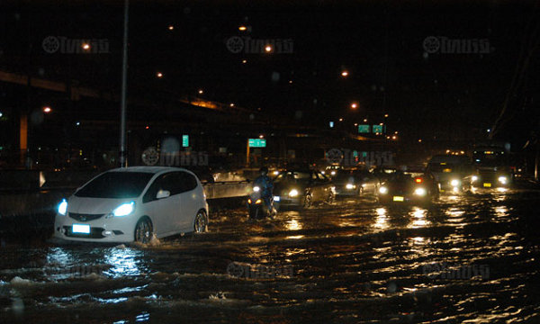 Flooding in Lat Phrao